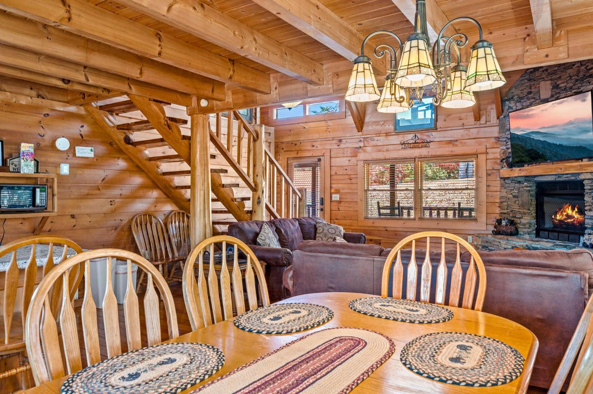 Bearfoot Pines - True Log Cabin - Wi-Fi, Hot Tub, Fishing, Deck With Views! - Mins To Pf Севьервилл Экстерьер фото