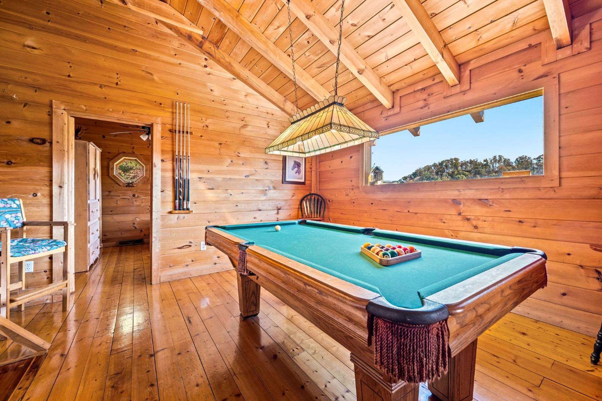 Bearfoot Pines - True Log Cabin - Wi-Fi, Hot Tub, Fishing, Deck With Views! - Mins To Pf Севьервилл Экстерьер фото