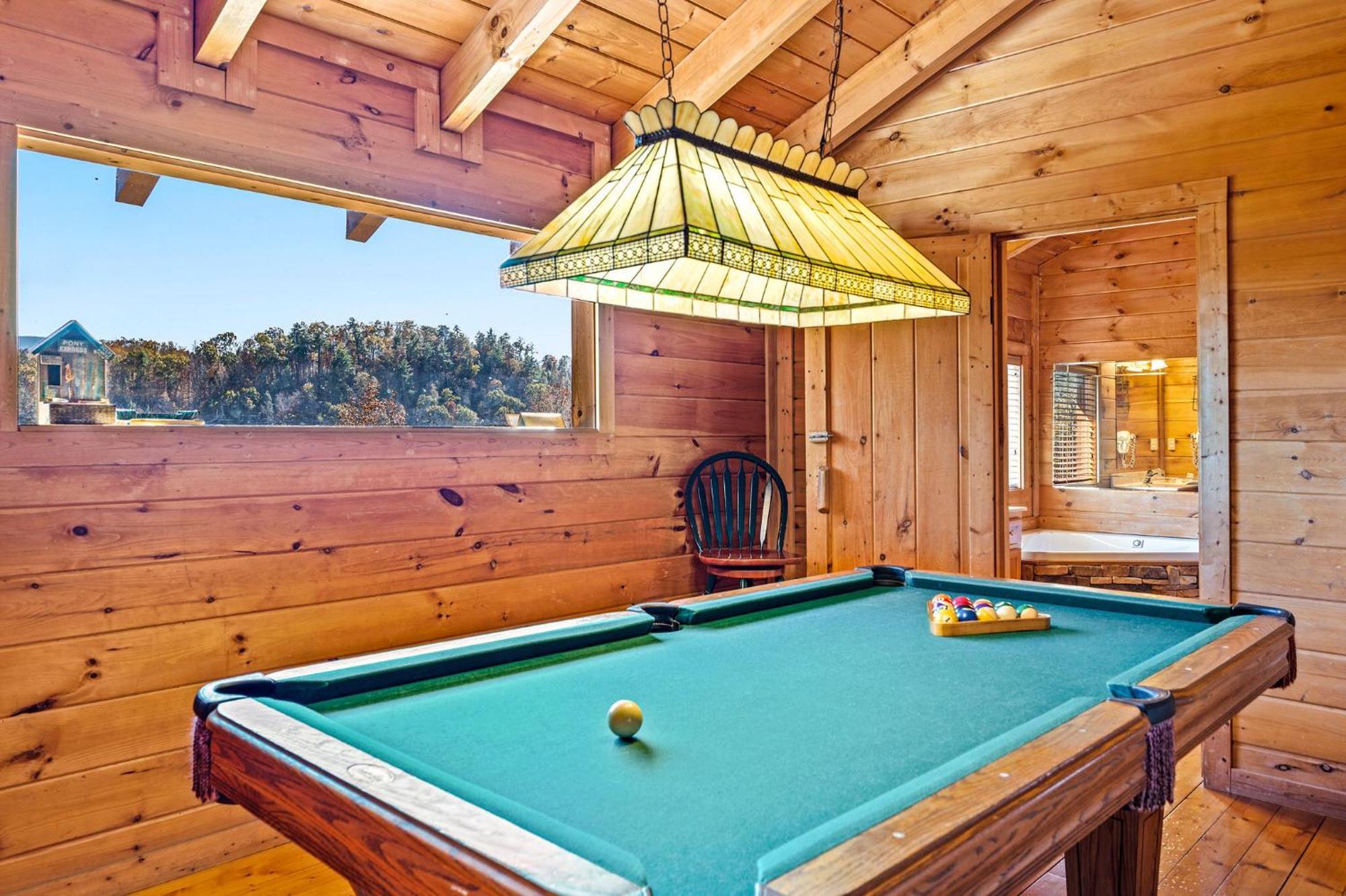 Bearfoot Pines - True Log Cabin - Wi-Fi, Hot Tub, Fishing, Deck With Views! - Mins To Pf Севьервилл Экстерьер фото