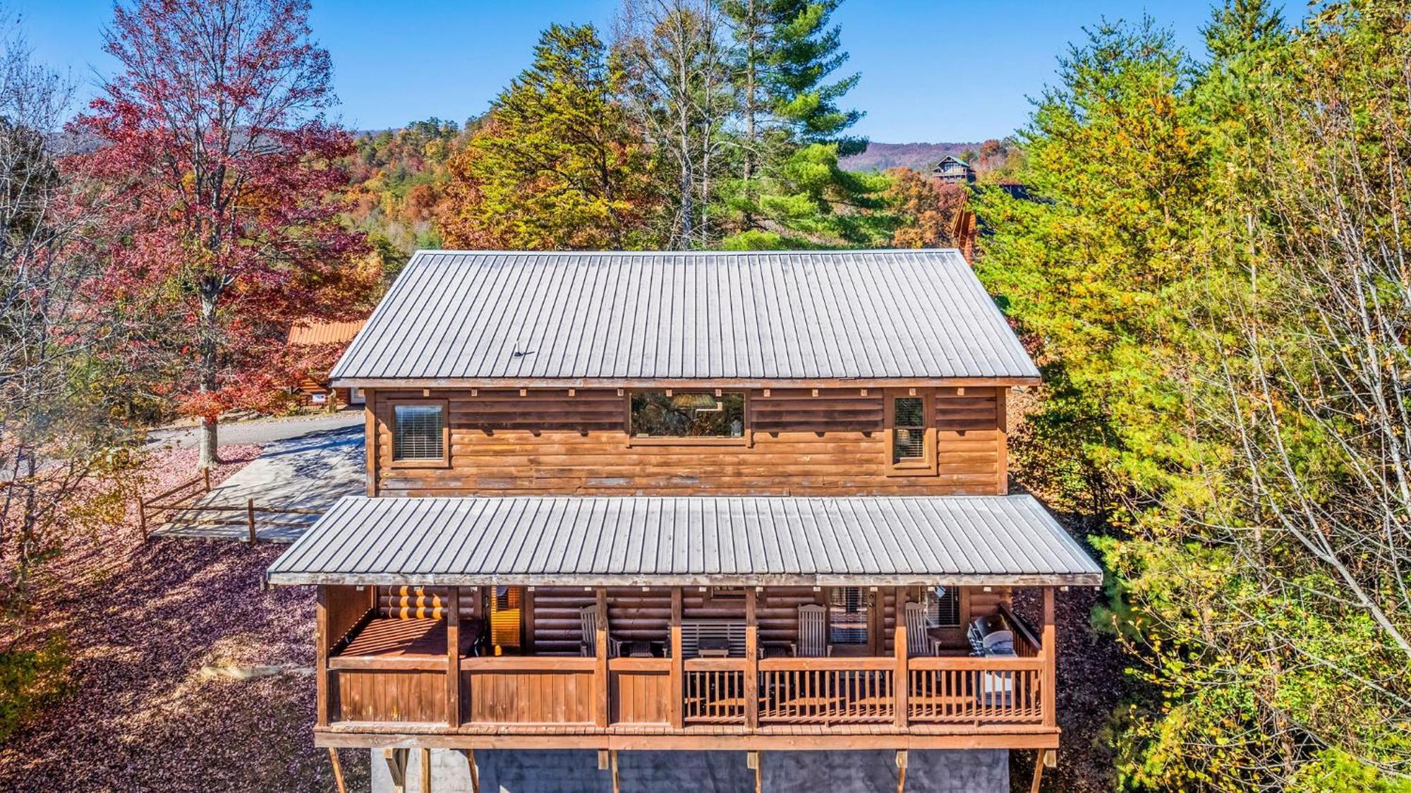 Bearfoot Pines - True Log Cabin - Wi-Fi, Hot Tub, Fishing, Deck With Views! - Mins To Pf Севьервилл Экстерьер фото